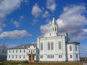 Храм Лонгина Коряжемского (Коряжма), Вид на Николаевский собор