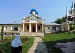 Храм св. Митрофана