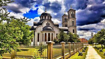 Церковь святых апостолов Петра и Павла (Гайдобра)