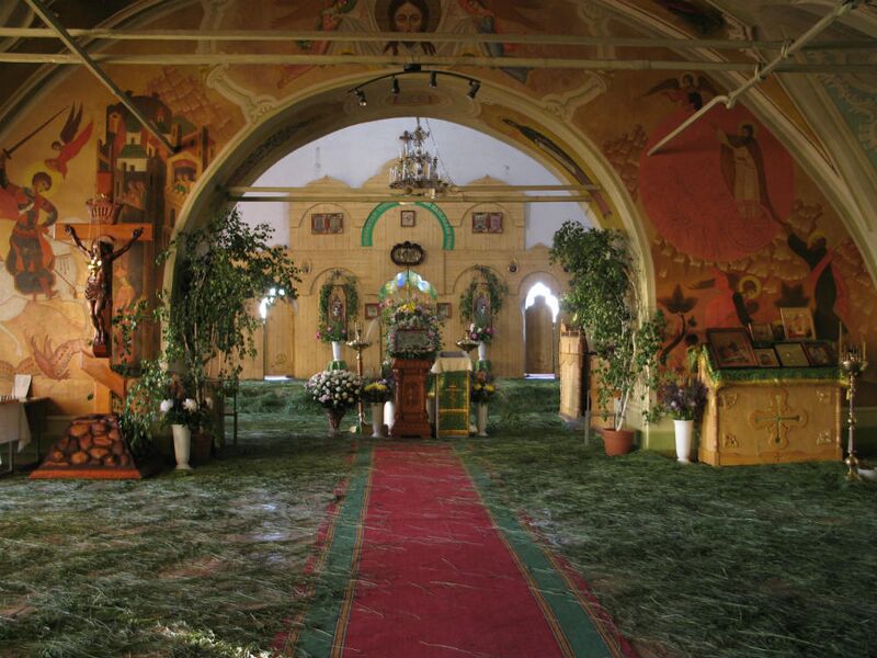 Файл:Курский монастырь Троицкий храм.jpg