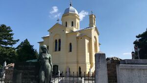Церковь святого Димитрия Солунского (Белград) 1.jpeg