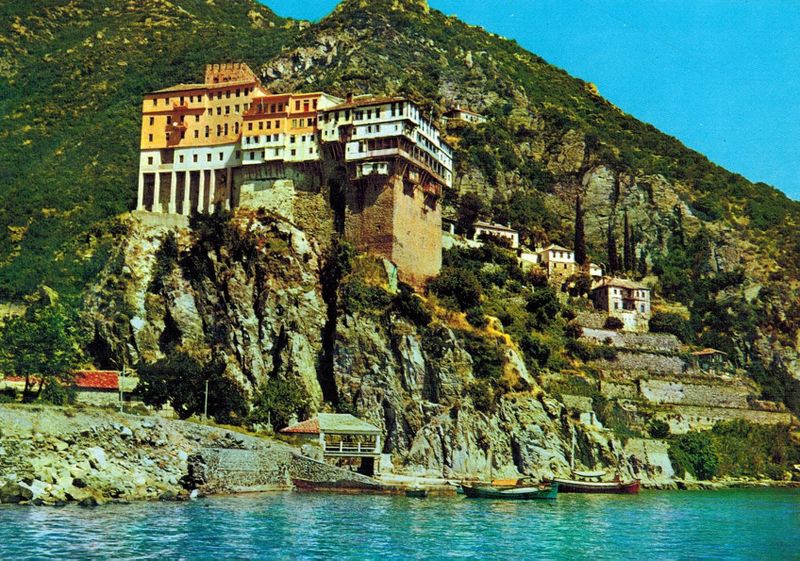 Файл:Монастырь Дионисиат.jpg