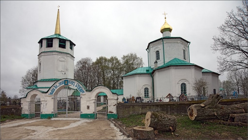 Файл:Церковь Преображения Господня (Прибуж).jpg