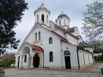 Церковь в честь Перенесения мощей Николая Мирликийского Чудотворца в Бари (Ниш)