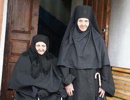 Свято-Екатерининский женский монастырь, послушницы