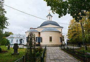 Храм святых бессеребрянников Космы и Дамиана в Космодемьянском (Москва), Храм в Космодемьянском5