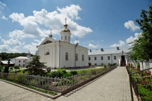 Свято-Троицкий Дерманский женский монастырь