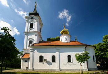 Церковь в честь Перенесения мощей Николая Мирликийского Чудотворца в Бари (Нови-Сад)