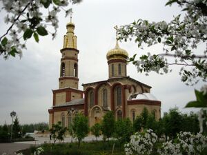 Храм Воскресения Христова (Нижнекамск).jpg