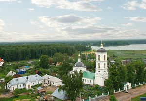 Храм Богоявления Господня (Бисерово).jpg