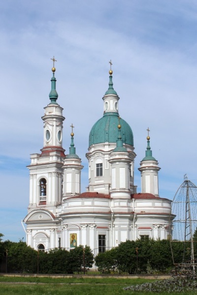 Файл:Екатерининский собор (Кингисепп).jpg