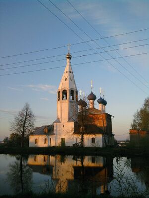 Храм Иоакимаи Анны Лучинское 3.jpg