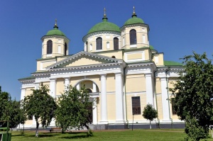 Спасо-Преображенский Новгород-Северский мужской монастырь