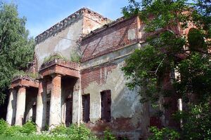 Храм апостолов Петра и Павла (Хотня).jpg