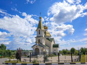 Свято-Троицкий храм, Комсомольский1.png