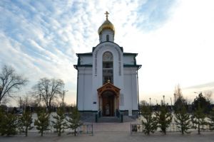 Храм Сошествия Святого Духа, Астрахань1.jpg