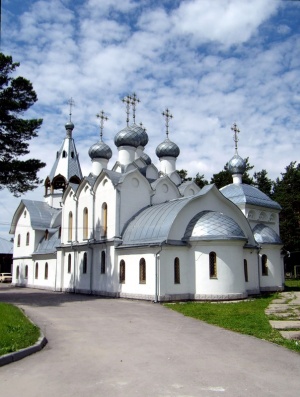 Никольский храм Новосибирск4.jpg