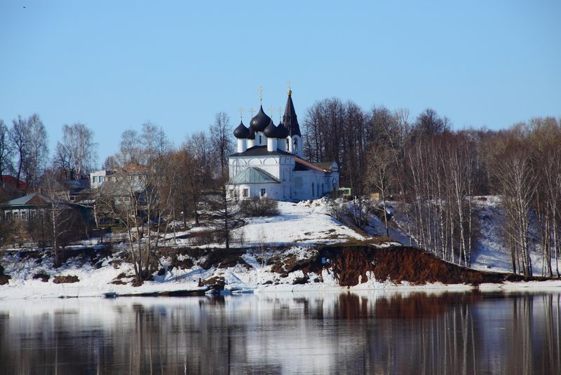 Файл:Троицкий храм Норское 3.jpg