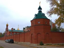 Угловая башня монастырской стены на пересечении улиц Краснодонской и Нагорной