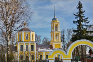 Смоленская область (храмы), ВОзнесенский храм Гагарин1