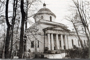 Храм Троицы Живоначальной на Пятницком кладбище (Москва), Храм на Пятницком кладбище9
