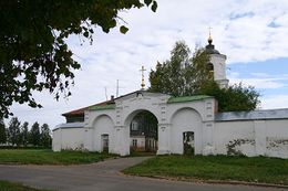 Святые ворота монастыря