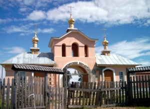 Надвратная церковь и вход (Важеозерский монастырь)