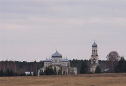 Храм Архангела Михаила в Красном