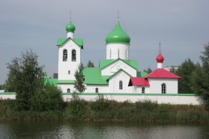 Церковь Сергия Радонежского на Средней Рогатке (Санкт-Петербург).jpg