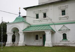 Троицкий храм Дивная гора 4.jpg