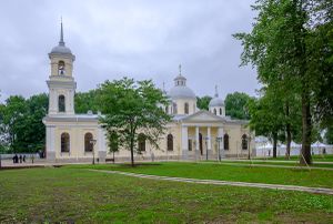 Храм Тихвинской иконы Божией Матери (Путилово).jpg