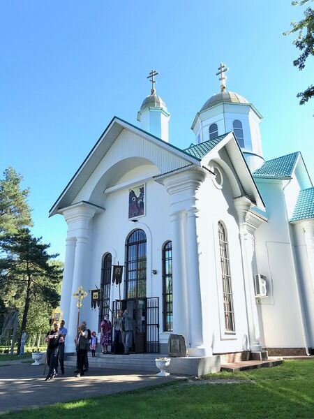 Файл:Храм Архангела Михаила (Майкоп)3.jpg