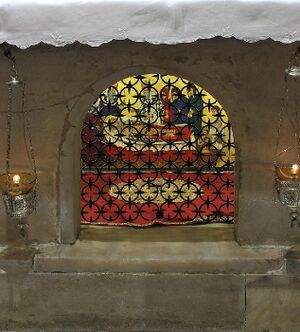 В крипте базилики святителя Николая (6).jpg