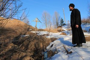 Святой источник во имя Пресвятой Троицы (Монастырка).jpg