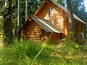 Святой источник Богородничный ключ (Шиловка).jpg