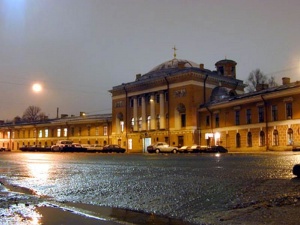 Церковь Спаса Нерукотворного образа на Конюшенной площади (Санкт-Петербург).jpg