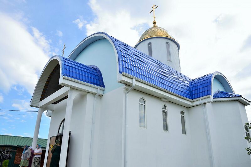 Файл:Храм равноапостольной Тамары (Майкоп)6.jpg