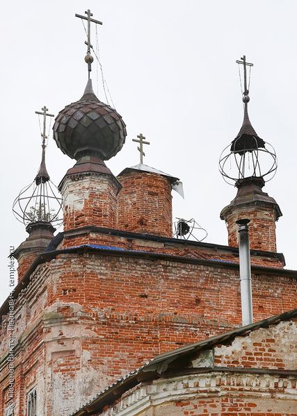 Файл:Благовещенский храм Солонец 4.jpg