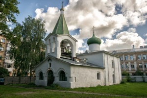 Церковь Церковь Преполовения Пятидесятницы (Псков), Церковь Преполовения Пятидесятницы (Псков)