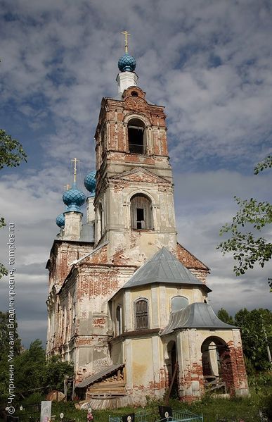 Файл:Покровский храм Покровское 2.jpg