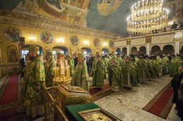Божественная литургия в Покровском храме в день преставления преподобного Сергия Радонежского