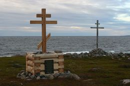Поклонный крест в память всех погибших подводников