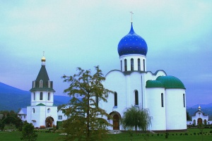 Свято-Троицкий Кирилло-Мефодиевский женский монастырь (г. Свалява)