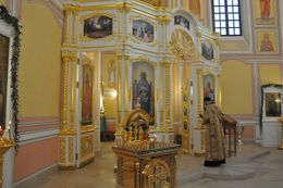 Богослужение в храме святого князя Александра Невского