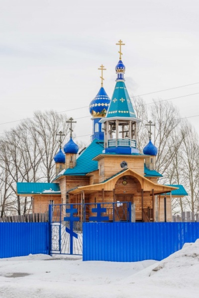 Файл:Всесвятский храм Кислухинского.jpg