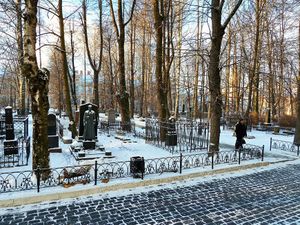 Казачье кладбище Александро-Невской лавры