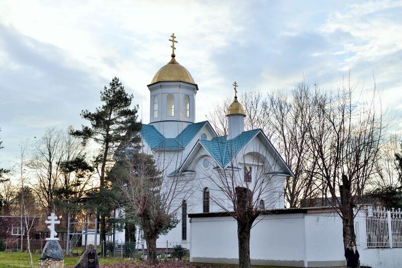 Файл:Храм Архангела Михаила (Майкоп)6.jpg