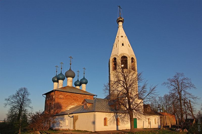 Файл:Храм Иоакимаи Анны Лучинское.jpg