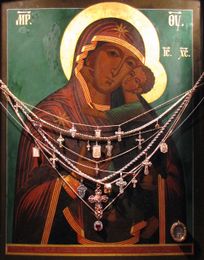 Точная копия иконы Божией Матери «Толгская» с частицей ризы Божией Матери (конец XVII века)