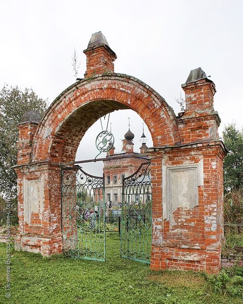 Файл:Благовещенский храм Солонец 1.jpg